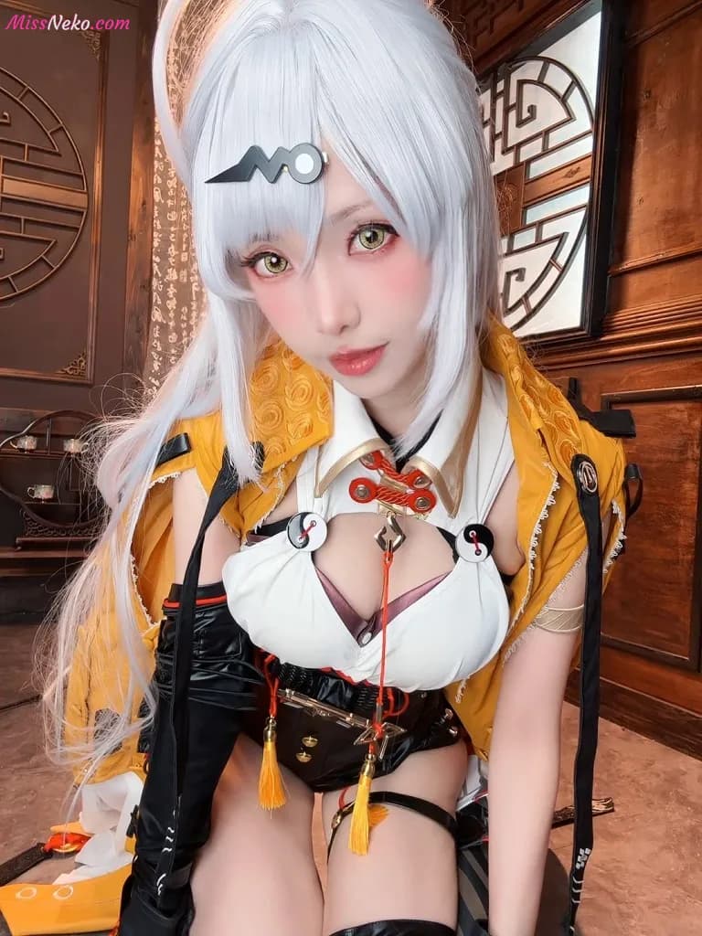 Ely – Yixuan Ely – Yixuan