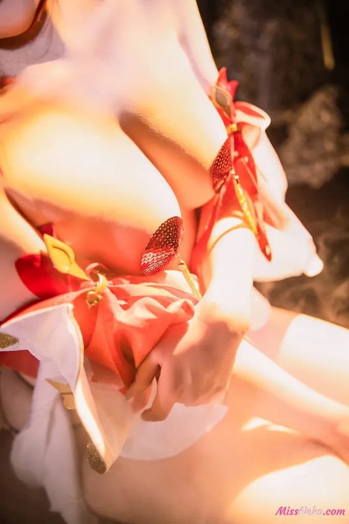 Natsuko 夏夏子 – Tingyun Natsuko 夏夏子 – Tingyun