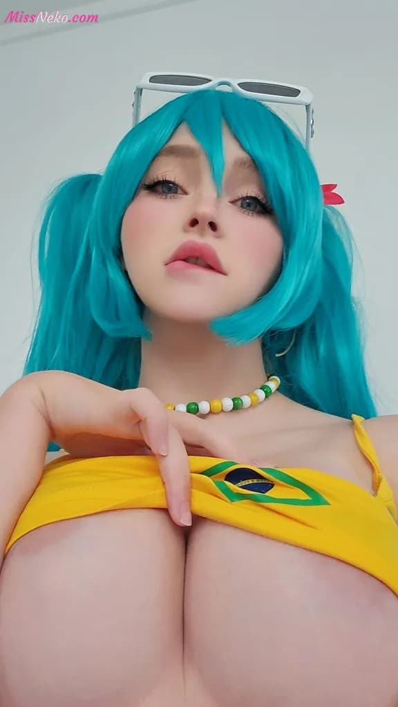 Mikomin – Brazilian Miku Mikomin – Brazilian Miku