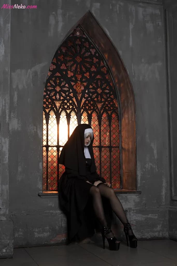 Shadory – 2B Nun Shadory – 2B Nun