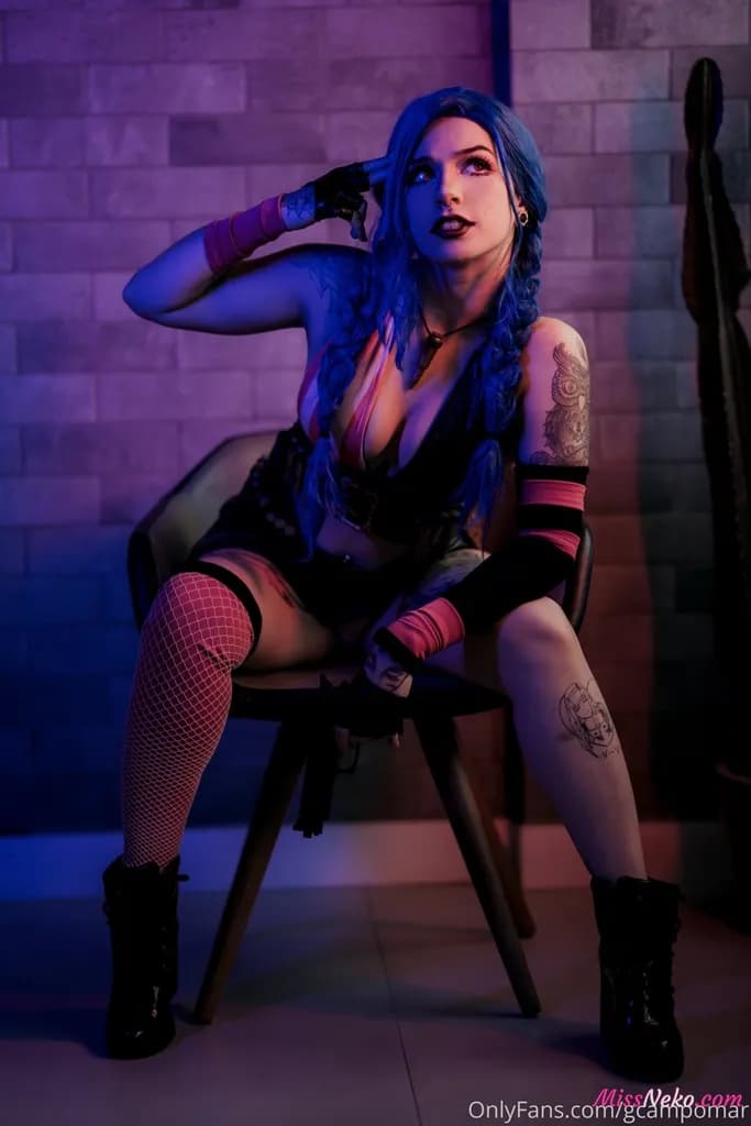 Giovanna Campomar – Jinx Giovanna Campomar – Jinx