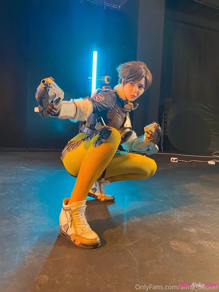 Alina Becker – Tracer Alina Becker – Tracer