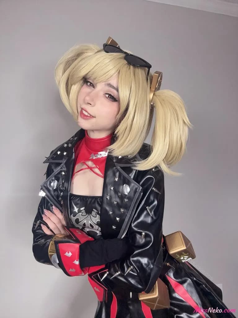 Duckie Cos – Burnice Duckie Cos – Burnice