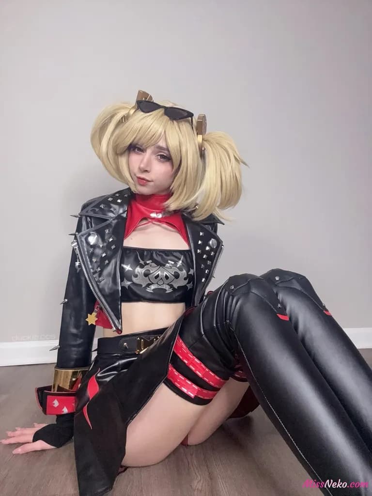 Duckie Cos – Burnice Duckie Cos – Burnice