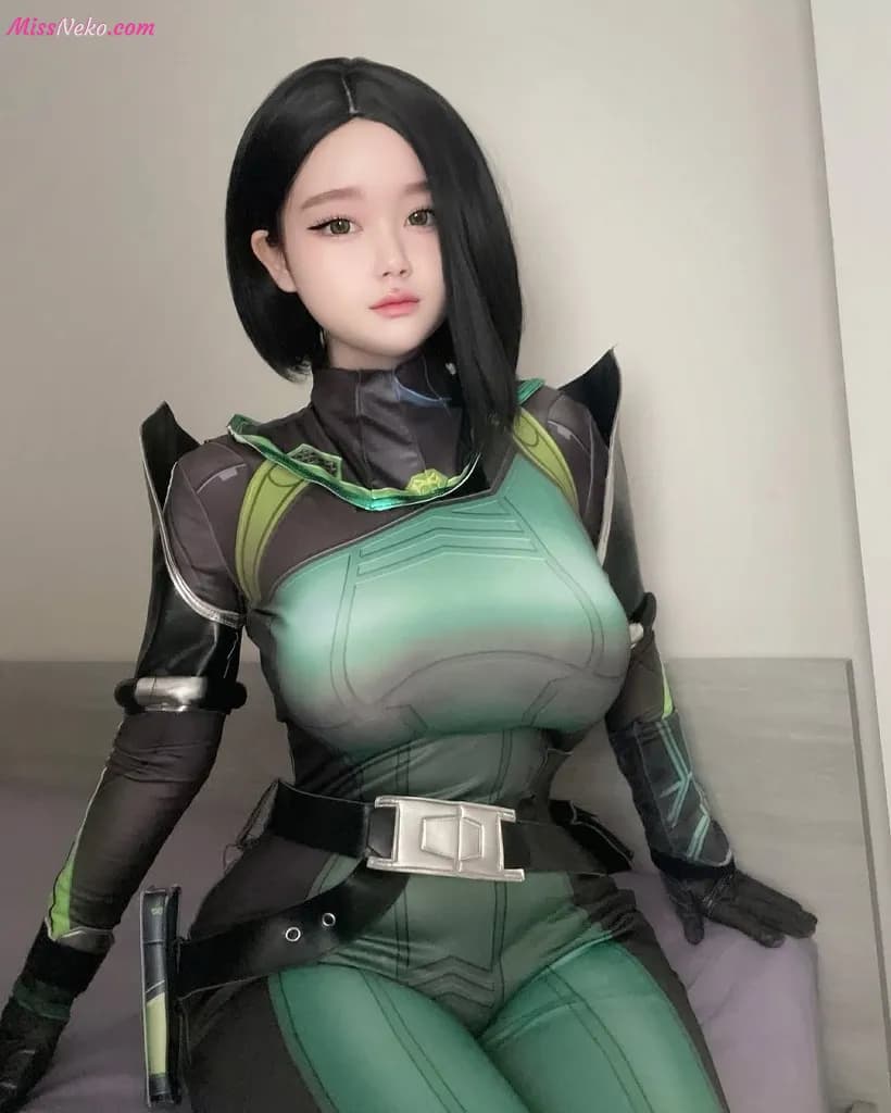 Saizneko – Viper (Valorant) Saizneko – Viper (Valorant)